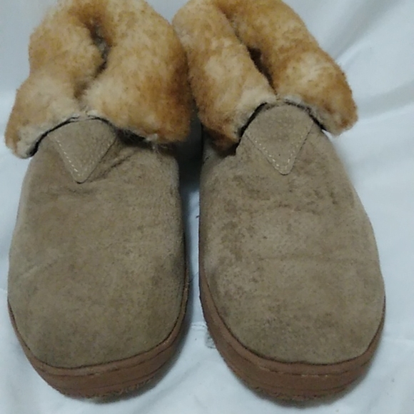 Old friend slippers sz 9 mens - Picture 1 of 9